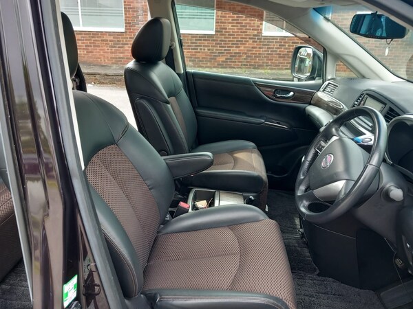 Used Nissan Elgrand 2010 for sale - 71054639: Photo 30