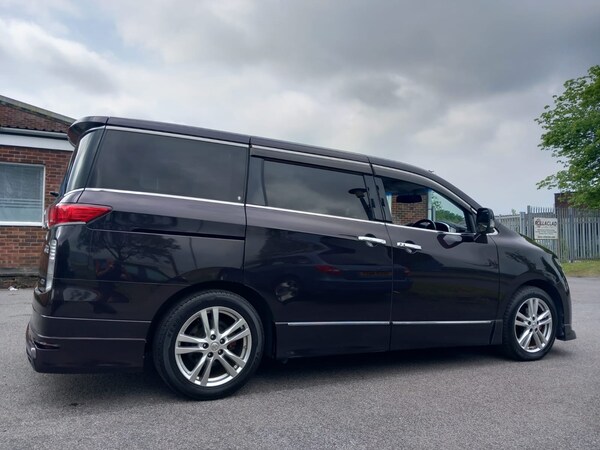 Used Nissan Elgrand 2010 for sale - 71054639: Photo 6