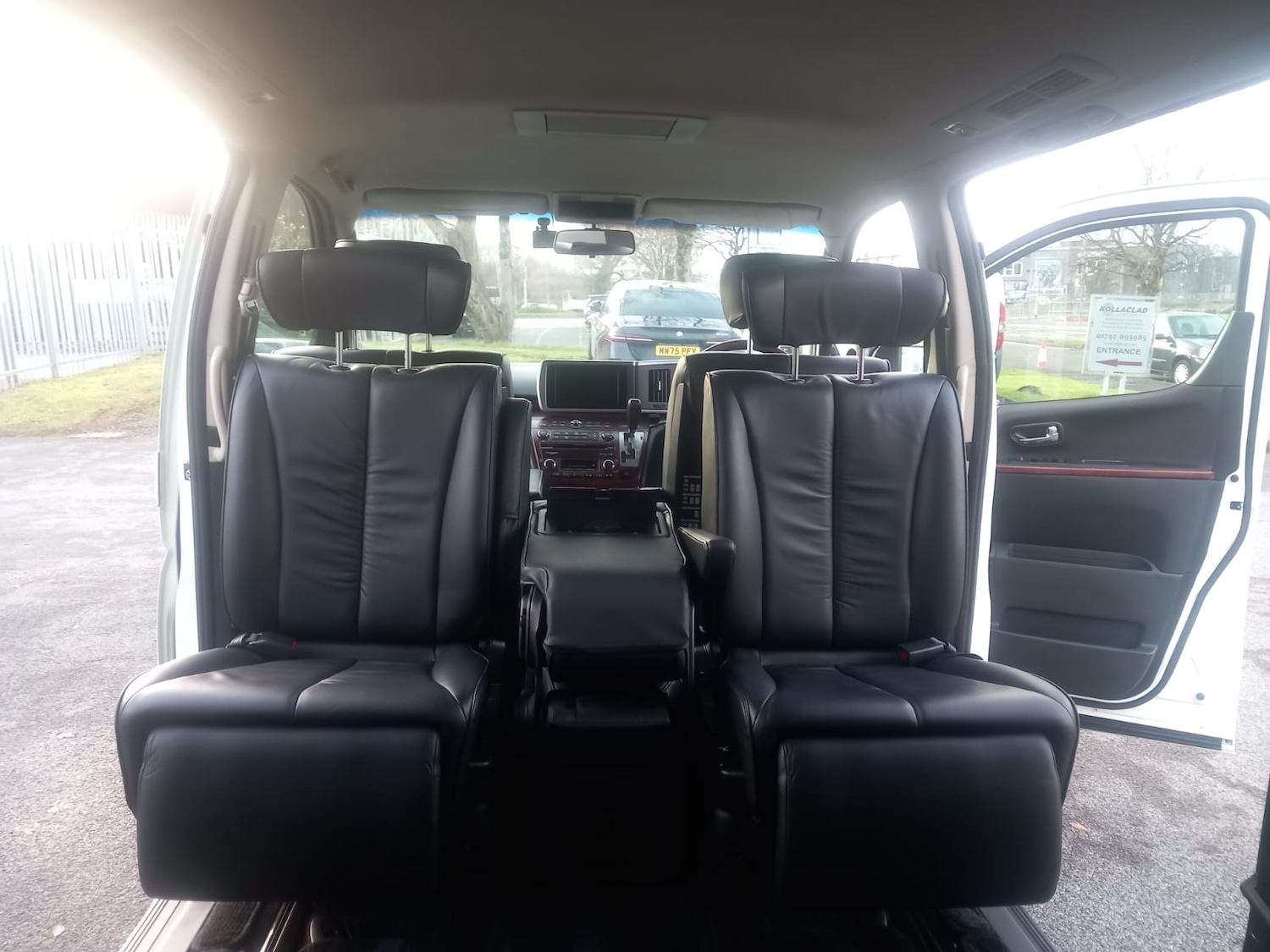 Used Nissan Elgrand 2025 for sale - 76878159: Photo 14