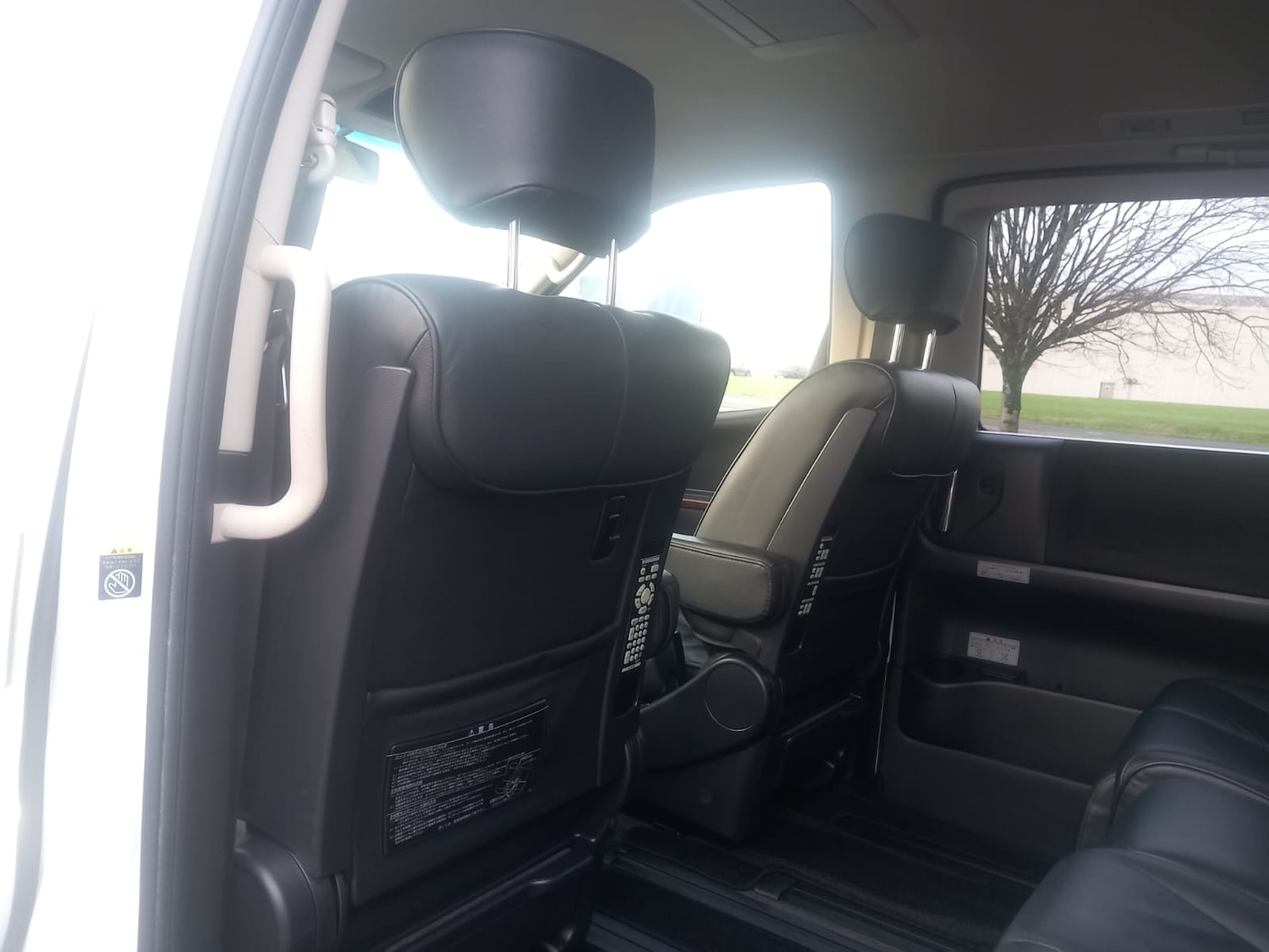 Used Nissan Elgrand 2025 for sale - 76878159: Photo 18