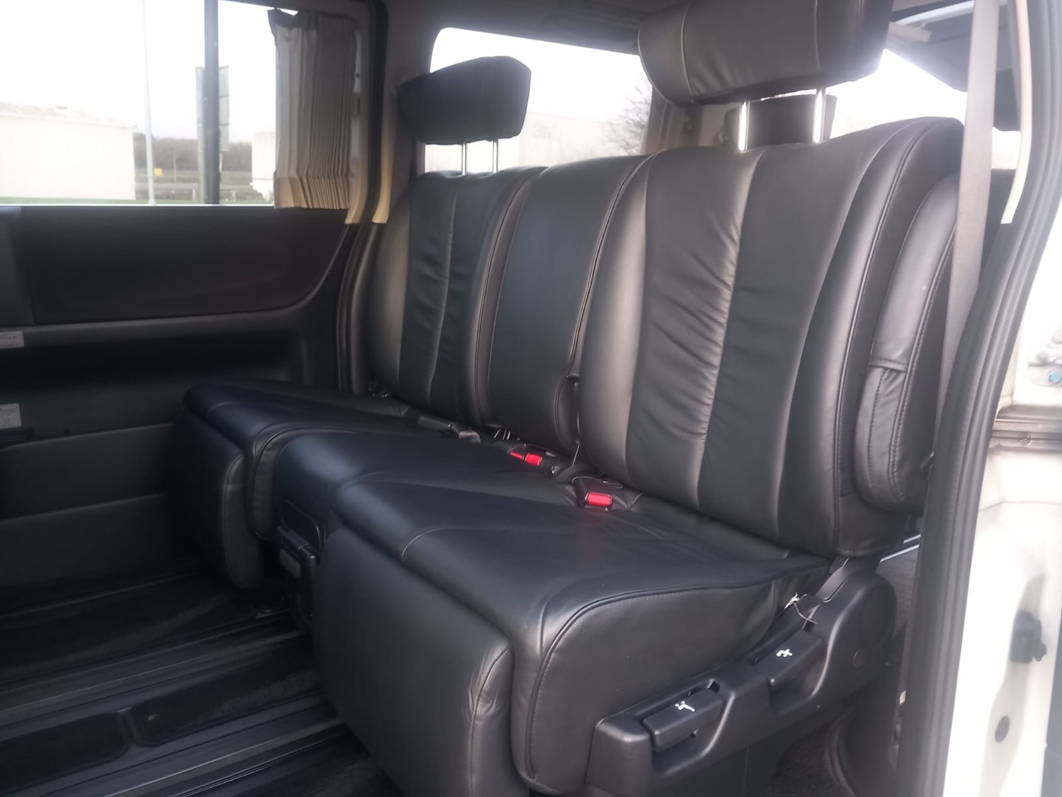 Used Nissan Elgrand 2025 for sale - 76878159: Photo 21