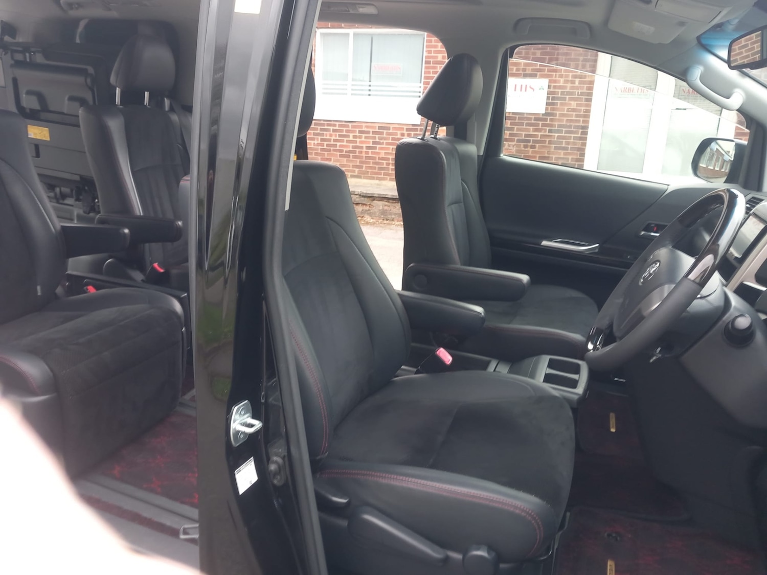 Used Toyota Vellfire 2013 for sale - 78199207: Photo 10