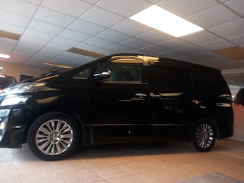 Used Toyota Vellfire 2013 for sale - 78199207: Photo