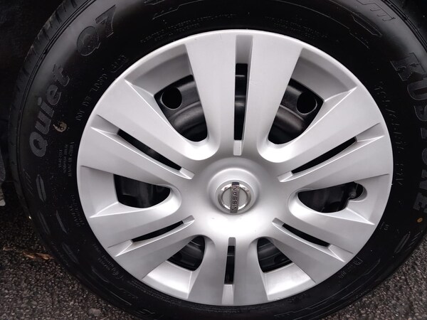 Used Nissan Serena 2010 for sale - 73284195: Photo 31