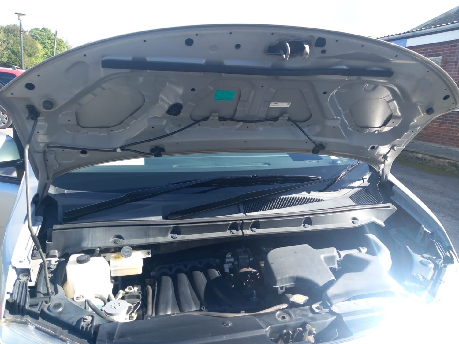 Used Nissan Serena 2010 for sale - 76309978: Photo 20