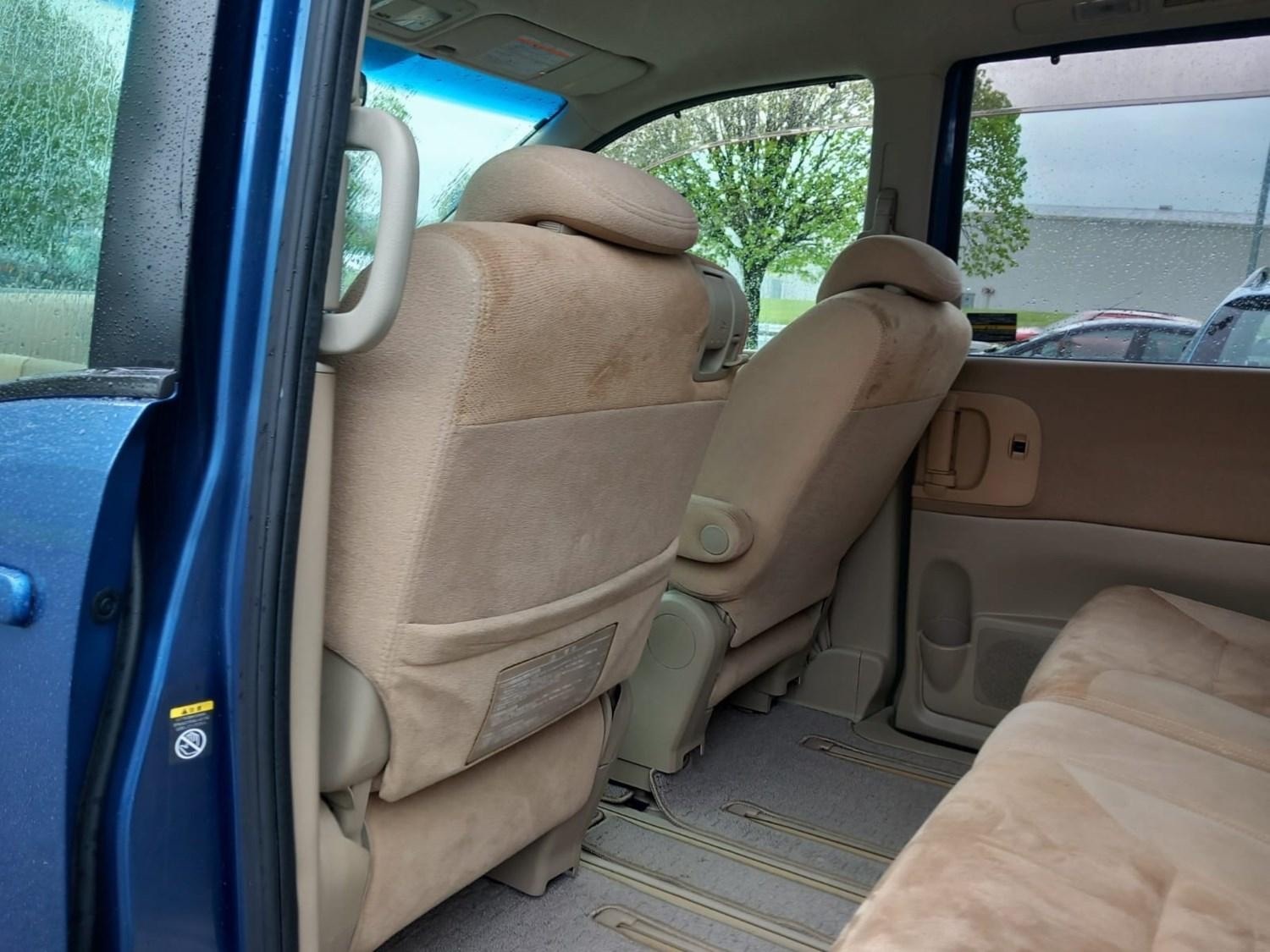 Used Nissan Serena 2006 for sale - 76309861: Photo 11