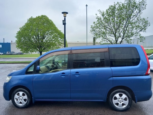 Used Nissan Serena 2006 for sale - 76309861: Photo 19