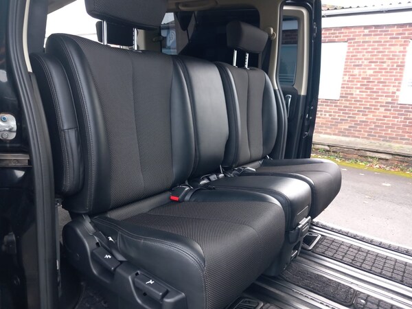 Used Nissan Elgrand 2005 for sale - 72738583: Photo 17