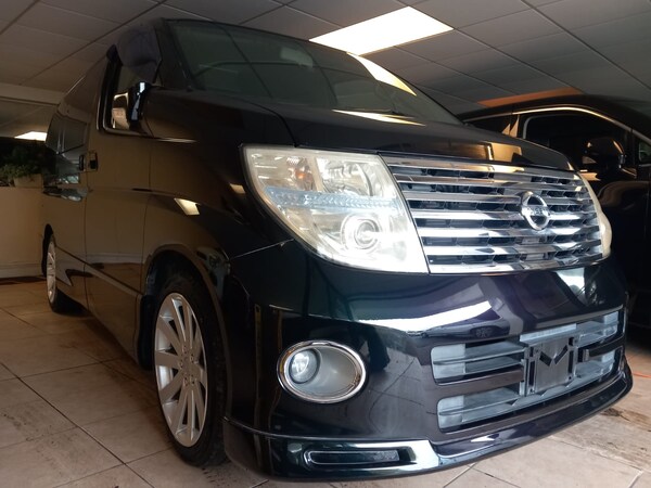 Used Nissan Elgrand 2005 for sale - 72738583: Photo 1