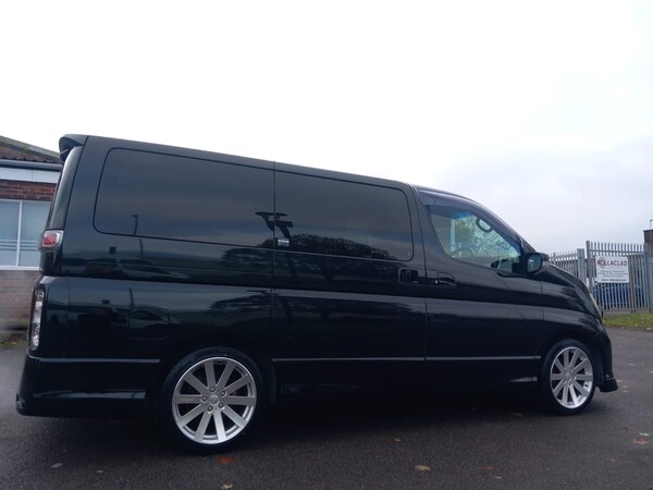 Used Nissan Elgrand 2005 for sale - 72738583: Photo 26