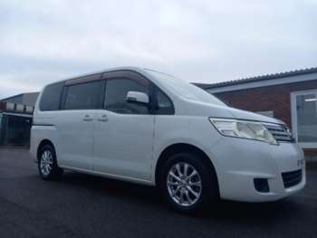 Used Nissan Serena 2010 for sale - 73492304: Photo