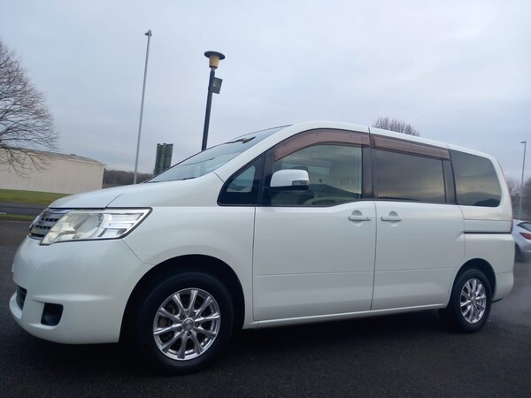 Used Nissan Serena 2010 for sale - 73492304: Photo 5