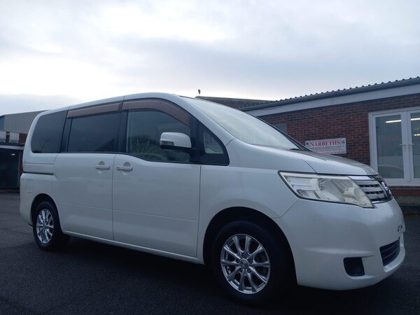 Used Nissan Serena 2010 for sale - 73492304: Photo 7