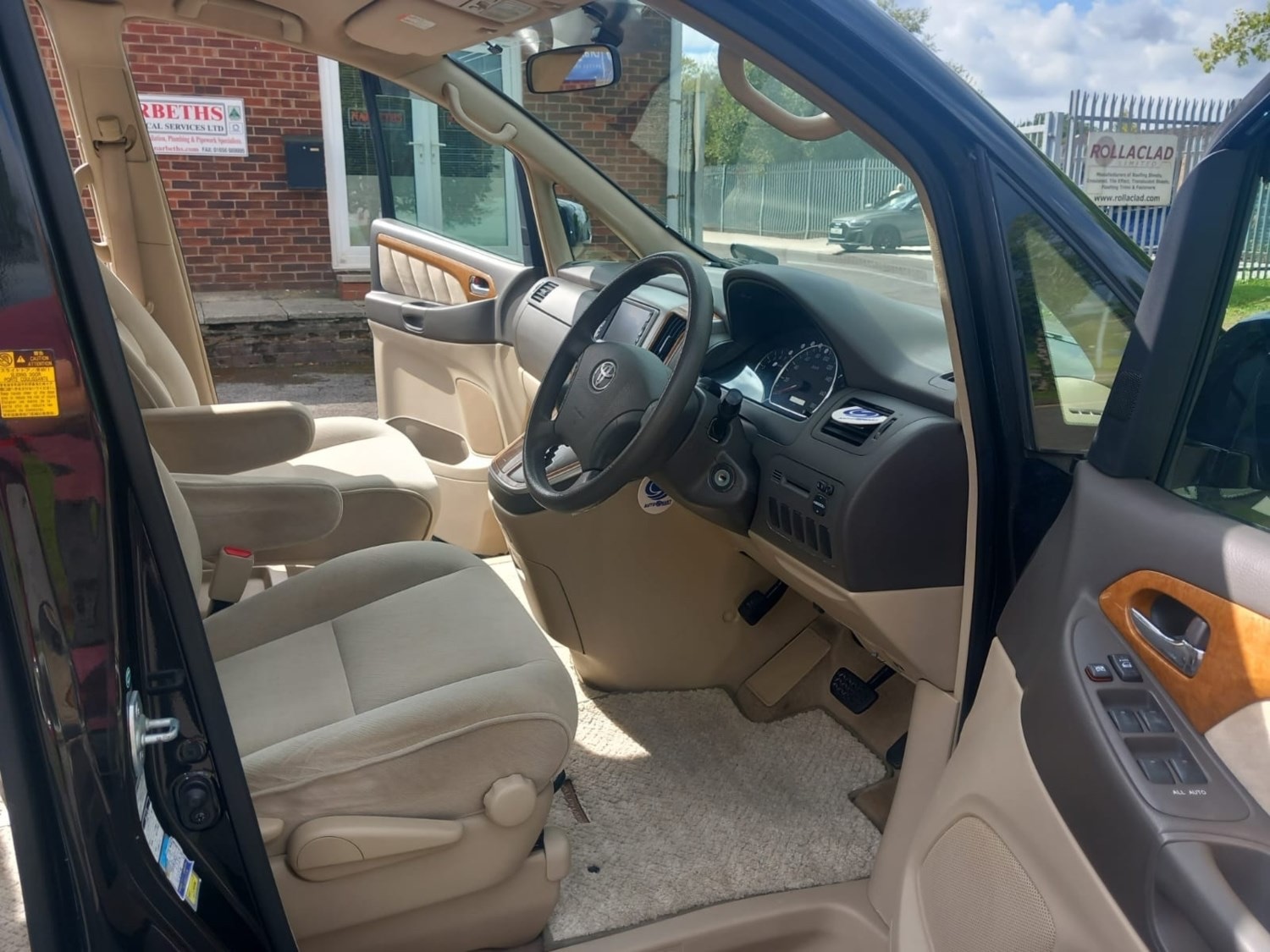 Used Toyota Alphard 2007 for sale - 76309910: Photo 7