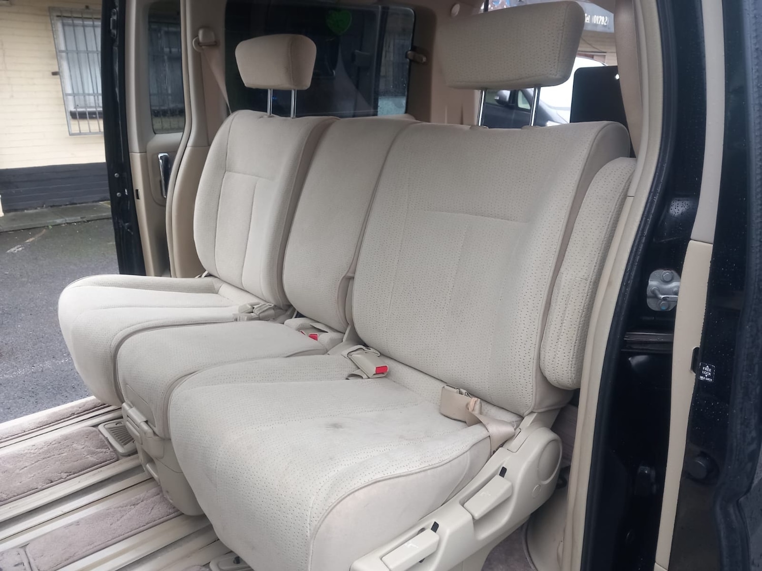 Used Nissan Elgrand 2021 for sale - 76980330: Photo 15