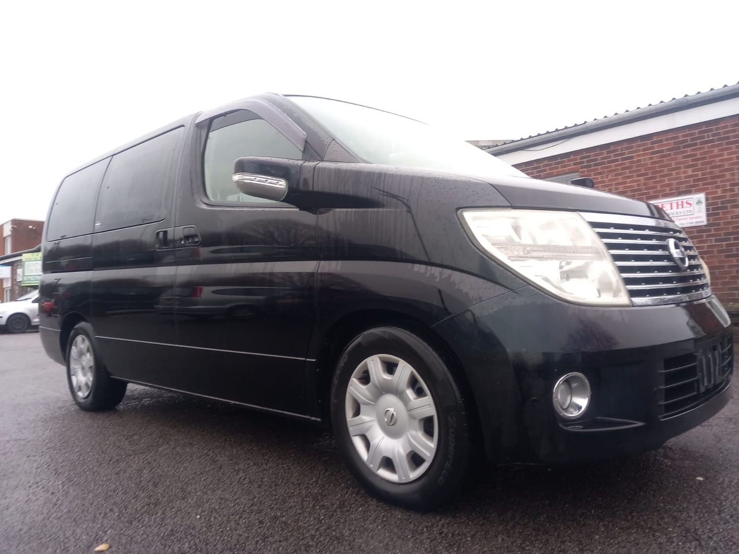 Used Nissan Elgrand 2021 for sale - 76980330: Photo 29