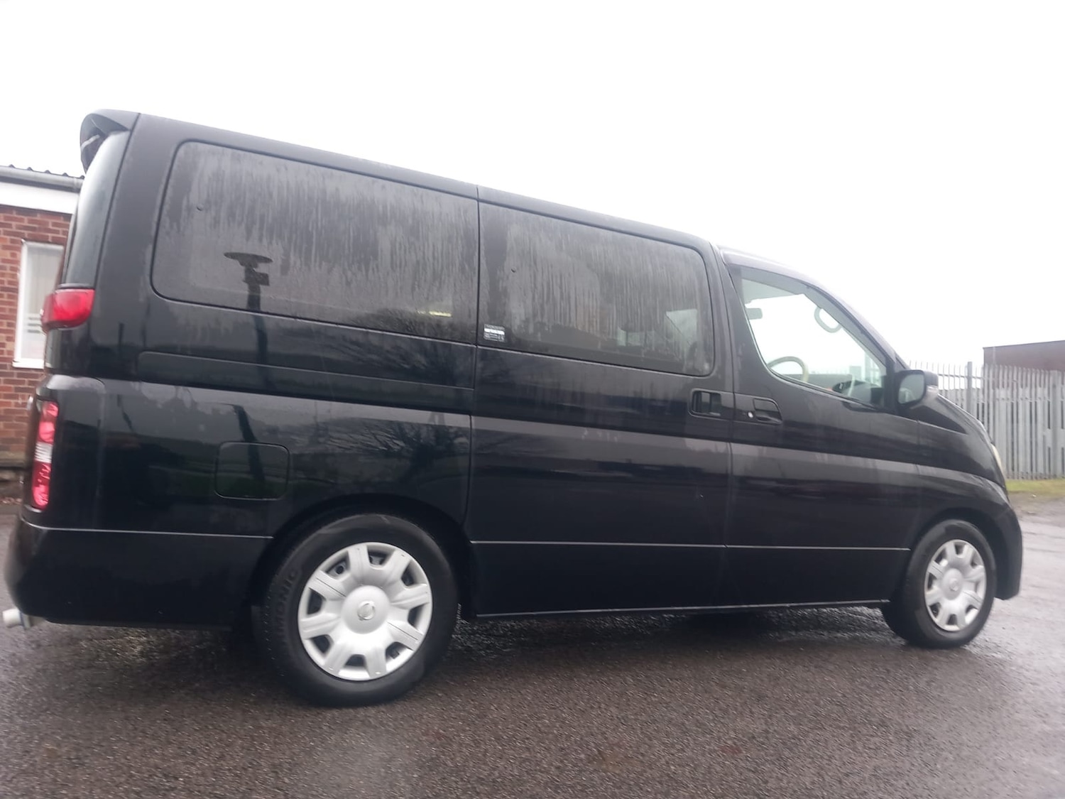 Used Nissan Elgrand 2021 for sale - 76980330: Photo 35