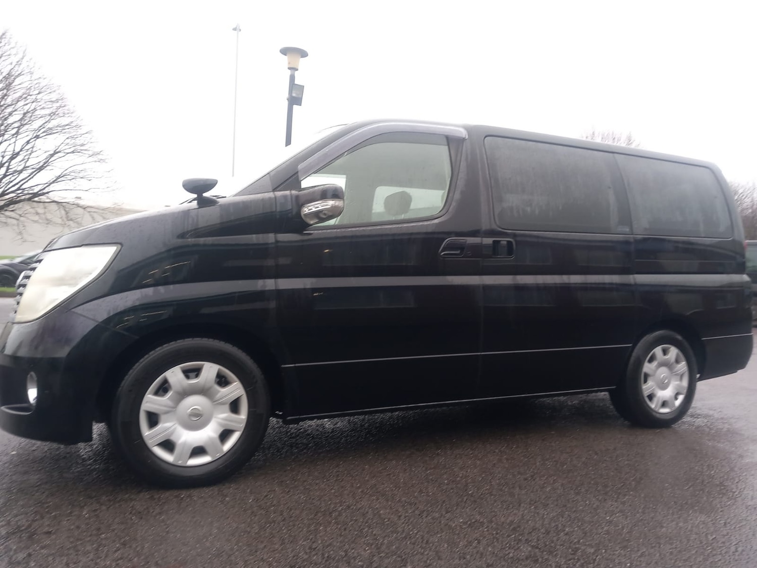 Used Nissan Elgrand 2021 for sale - 76980330: Photo 40