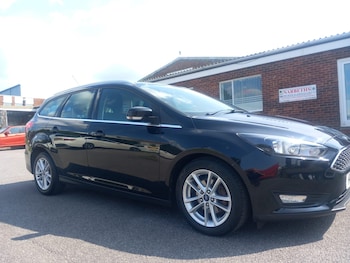 2015 (15) - 1.6 125 Zetec 5dr Powershift