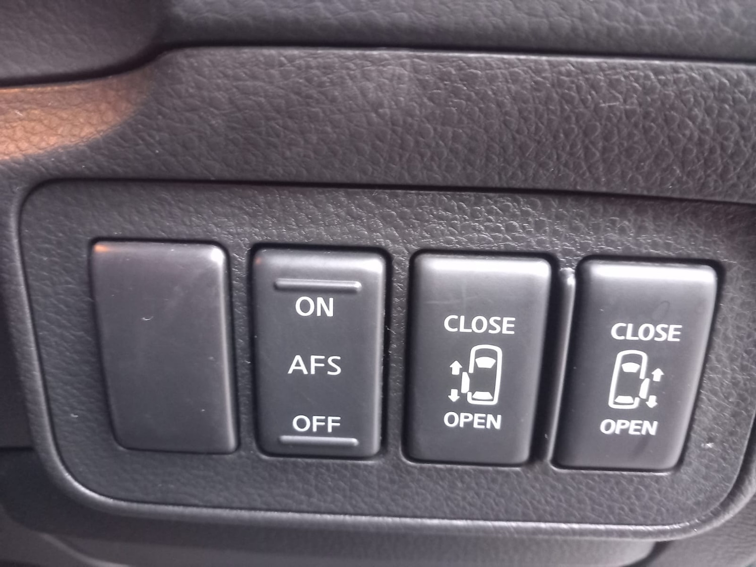 Used Nissan Elgrand 2025 for sale - 77618367: Photo 11