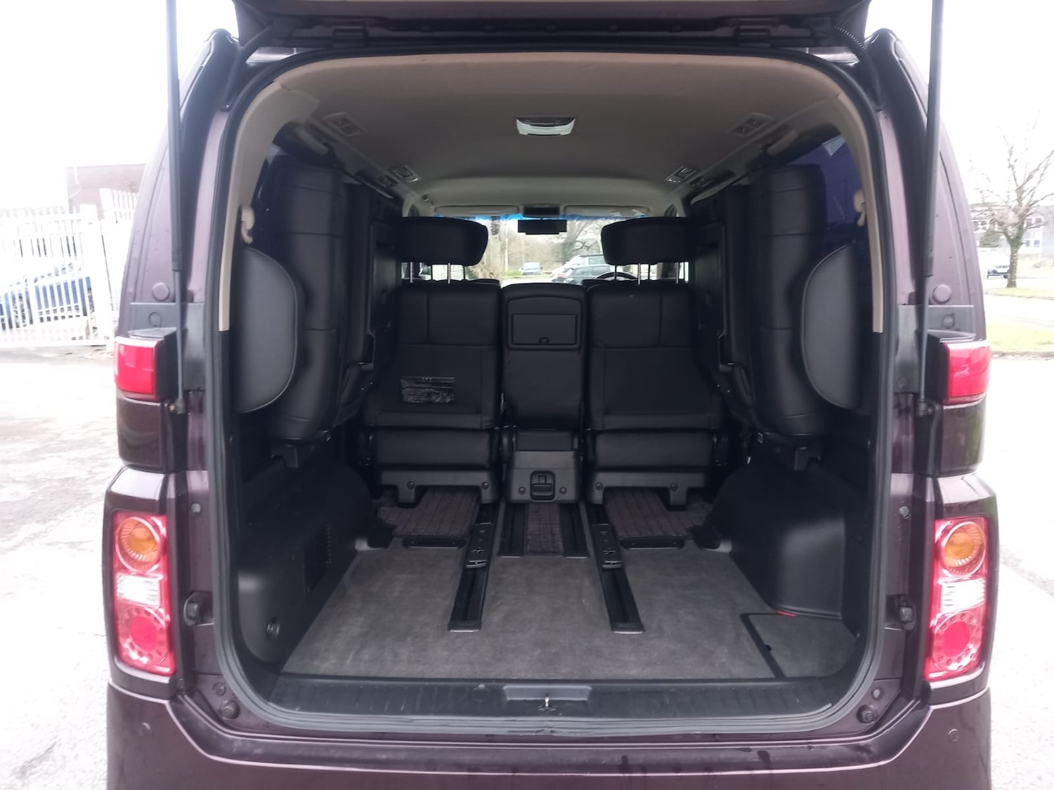 Used Nissan Elgrand 2025 for sale - 77618367: Photo 31