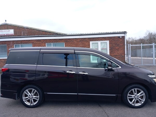 Used Nissan Elgrand 2010 for sale - 73676781: Photo 28