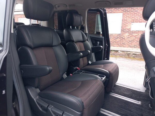 Used Nissan Elgrand 2010 for sale - 73676781: Photo 36