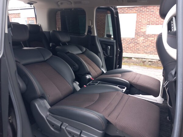 Used Nissan Elgrand 2010 for sale - 73676781: Photo 37