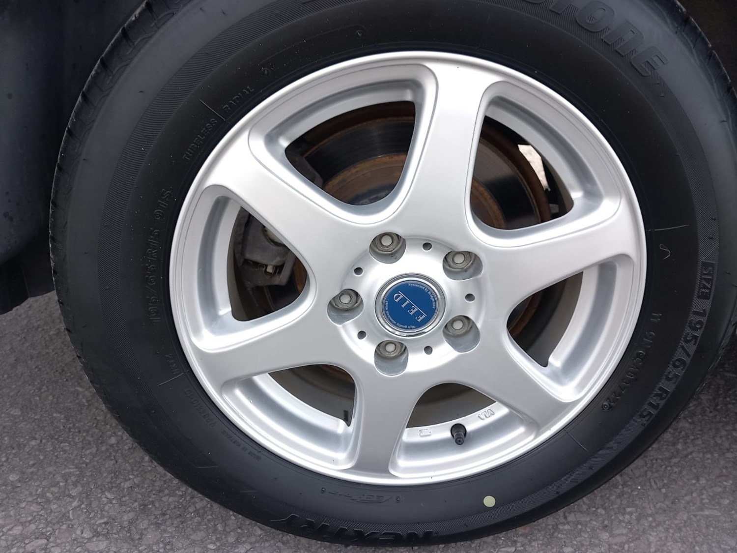 Used Nissan Serena 2006 for sale - 76309800: Photo 5