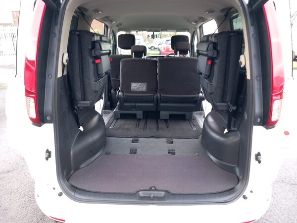 Used Nissan Serena 2010 for sale - 73354494: Photo 29