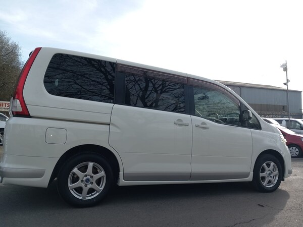 Used Nissan Serena 2006 for sale - 70385625: Photo 12