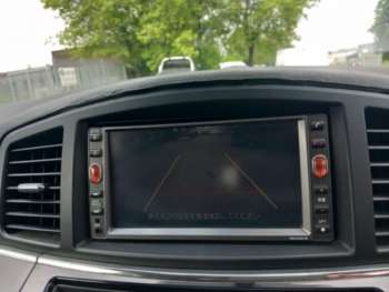 Used Nissan Elgrand 2011 for sale - 71088421: Photo