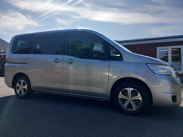 Used Nissan Serena 2008 for sale - 72136606: Photo 7