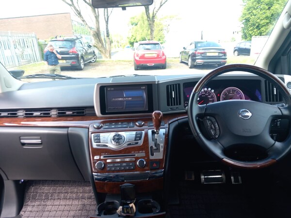 Used Nissan Elgrand 2009 for sale - 74683204: Photo 12