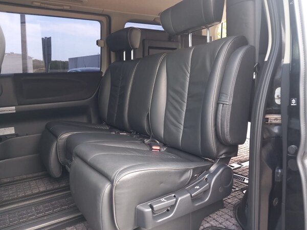 Used Nissan Elgrand 2009 for sale - 74683204: Photo 15