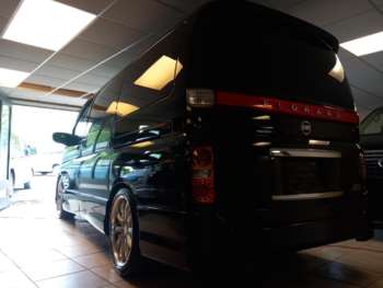 Used Nissan Elgrand 2009 for sale - 74683204: Photo