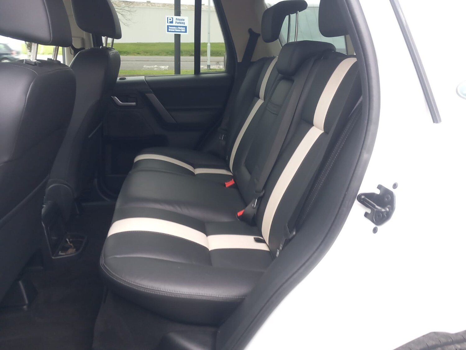 Used Land Rover Freelander 2011 for sale - 78107008: Photo 9