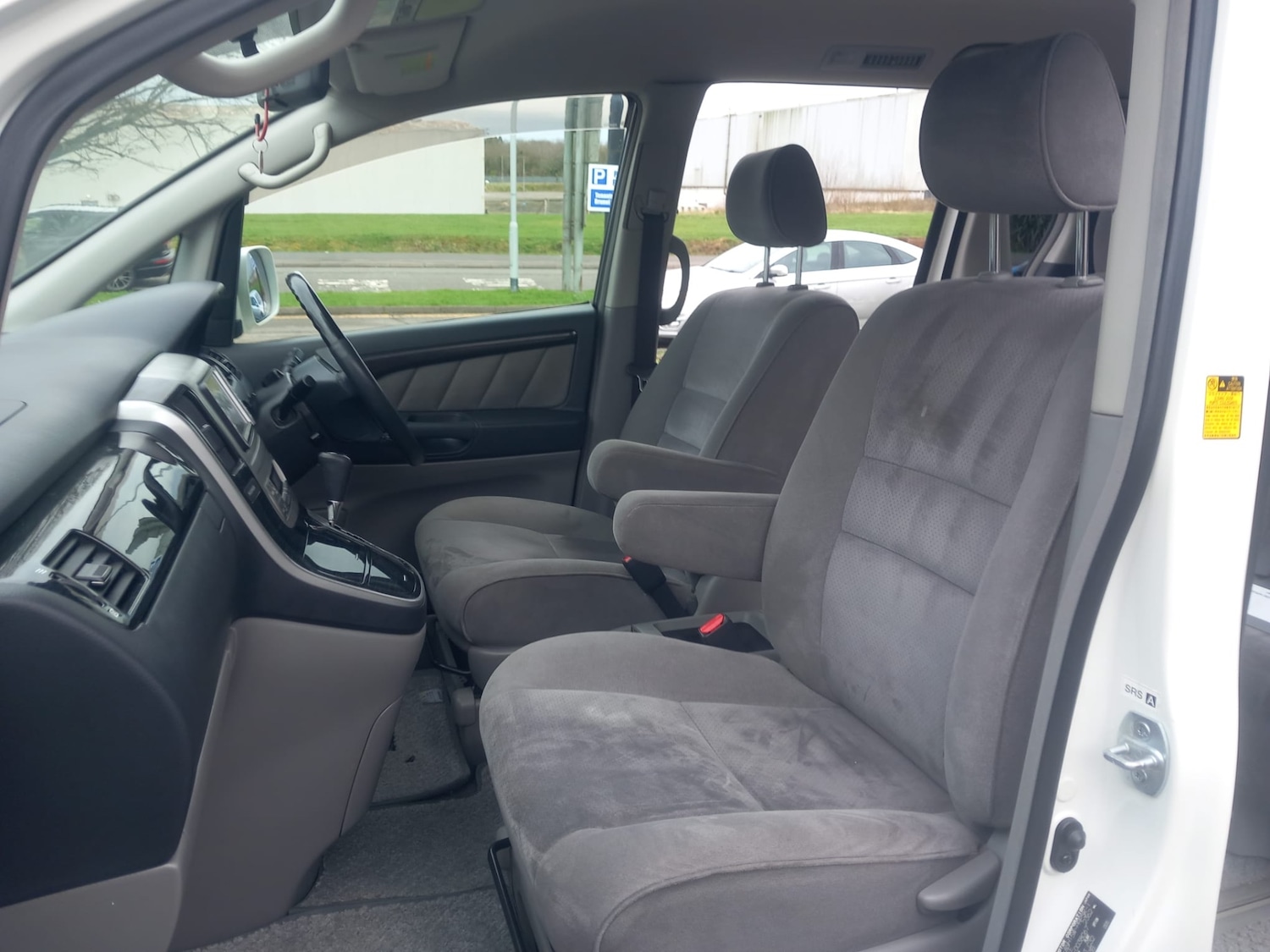 Used Toyota Alphard 2025 for sale - 77730532: Photo 13