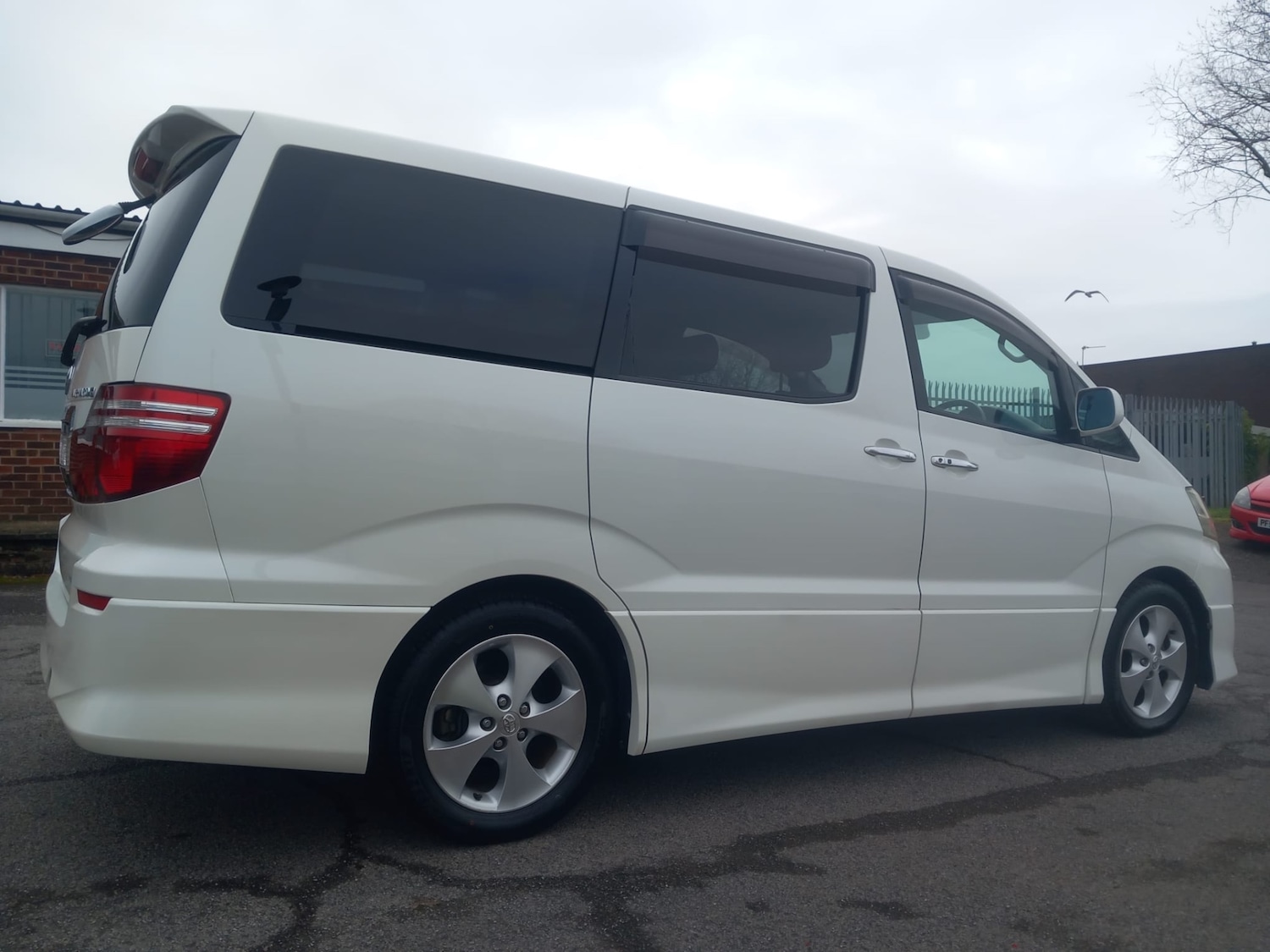 Used Toyota Alphard 2025 for sale - 77730532: Photo 30