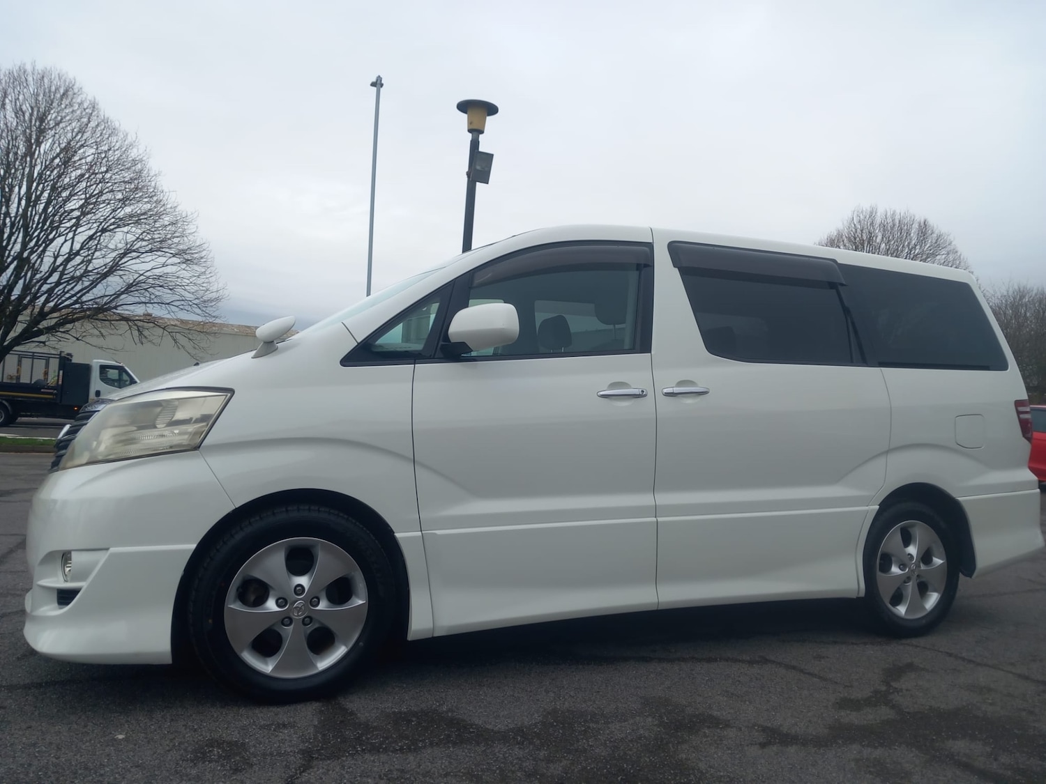 Used Toyota Alphard 2025 for sale - 77730532: Photo 34