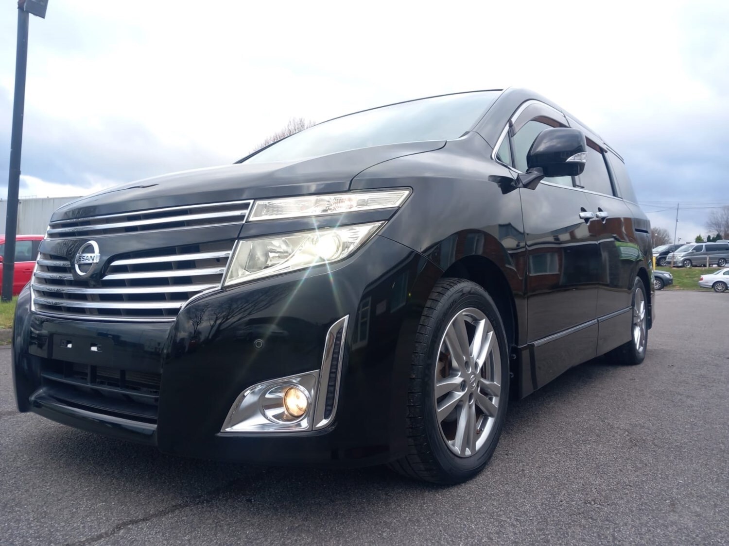 Used Nissan Elgrand 2010 for sale - 76309888: Photo 32