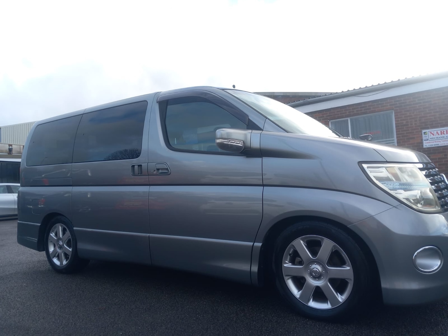 Used Nissan Elgrand 2025 for sale - 77283640: Photo 24
