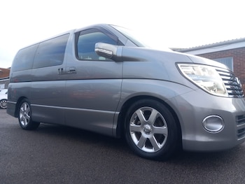 Used Nissan Elgrand 2007 for sale - 77283640: Photo