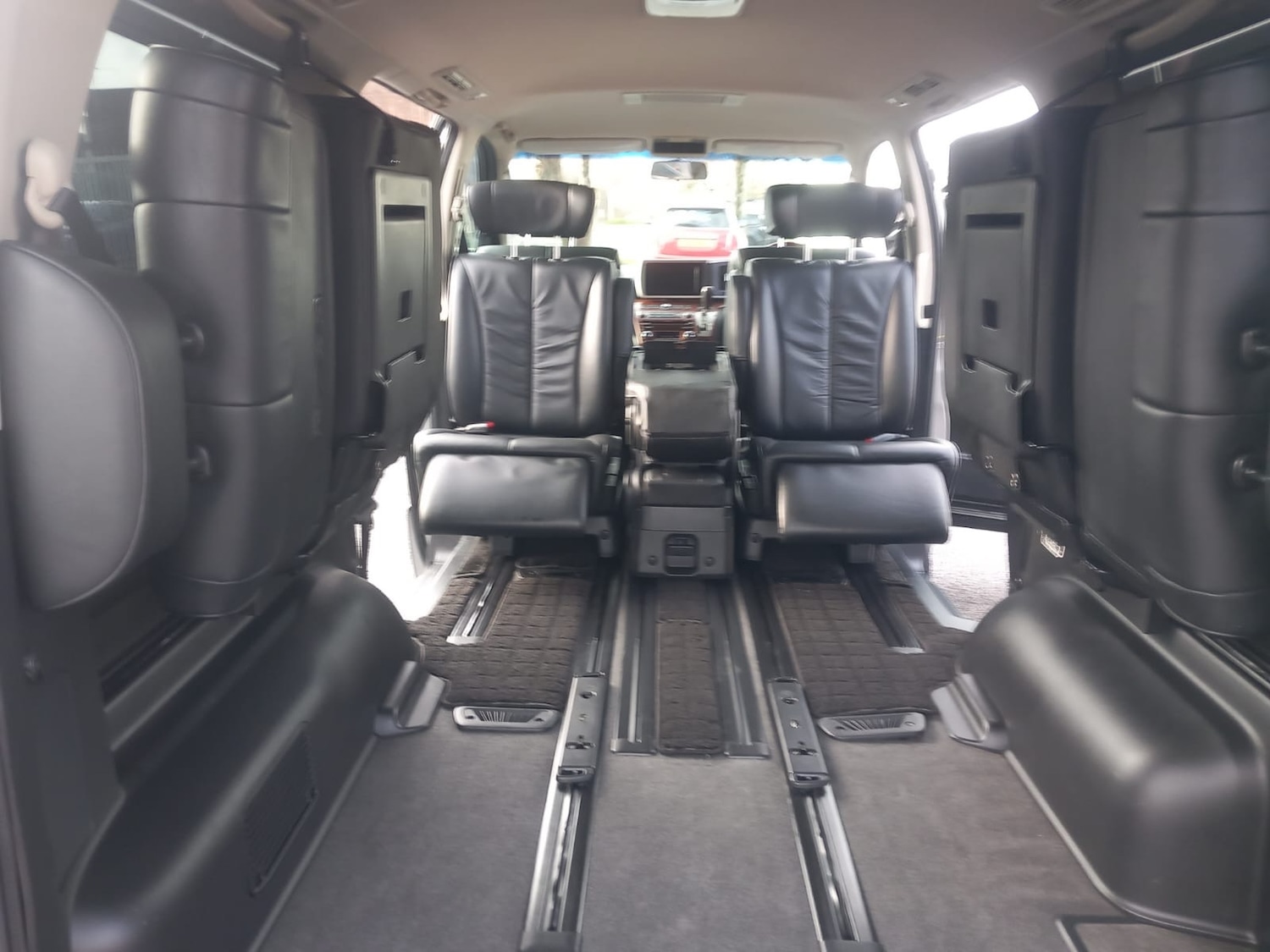 Used Nissan Elgrand 2025 for sale - 77283640: Photo 9