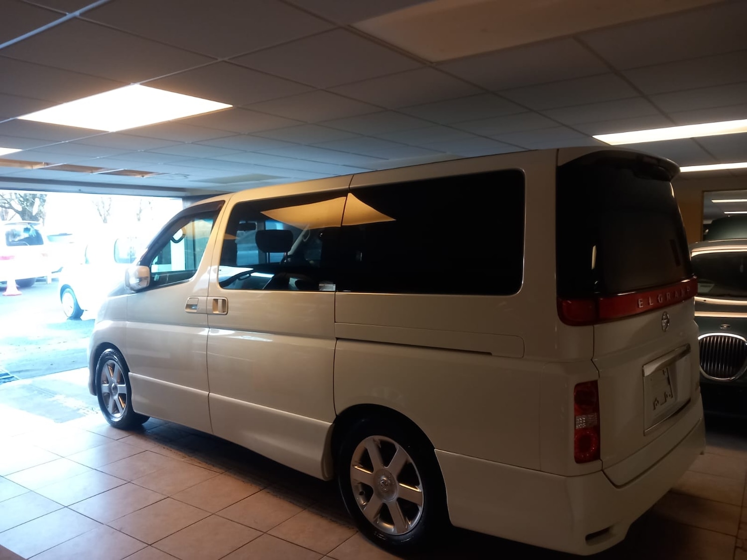 Used Nissan Elgrand 2025 for sale - 76791349: Photo 3