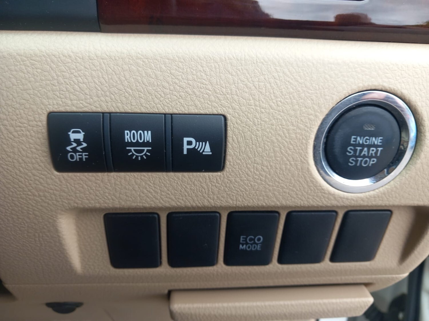 Used Toyota Vellfire 2012 for sale - 76319227: Photo 31