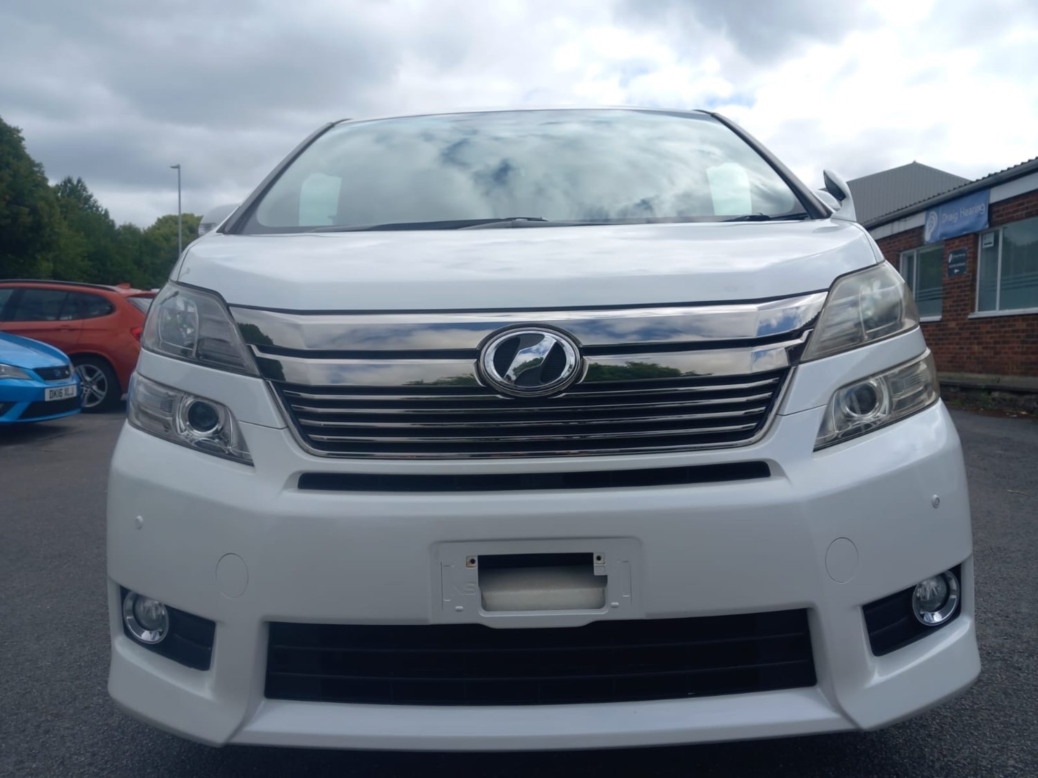 Used Toyota Vellfire 2012 for sale - 76319227: Photo 8