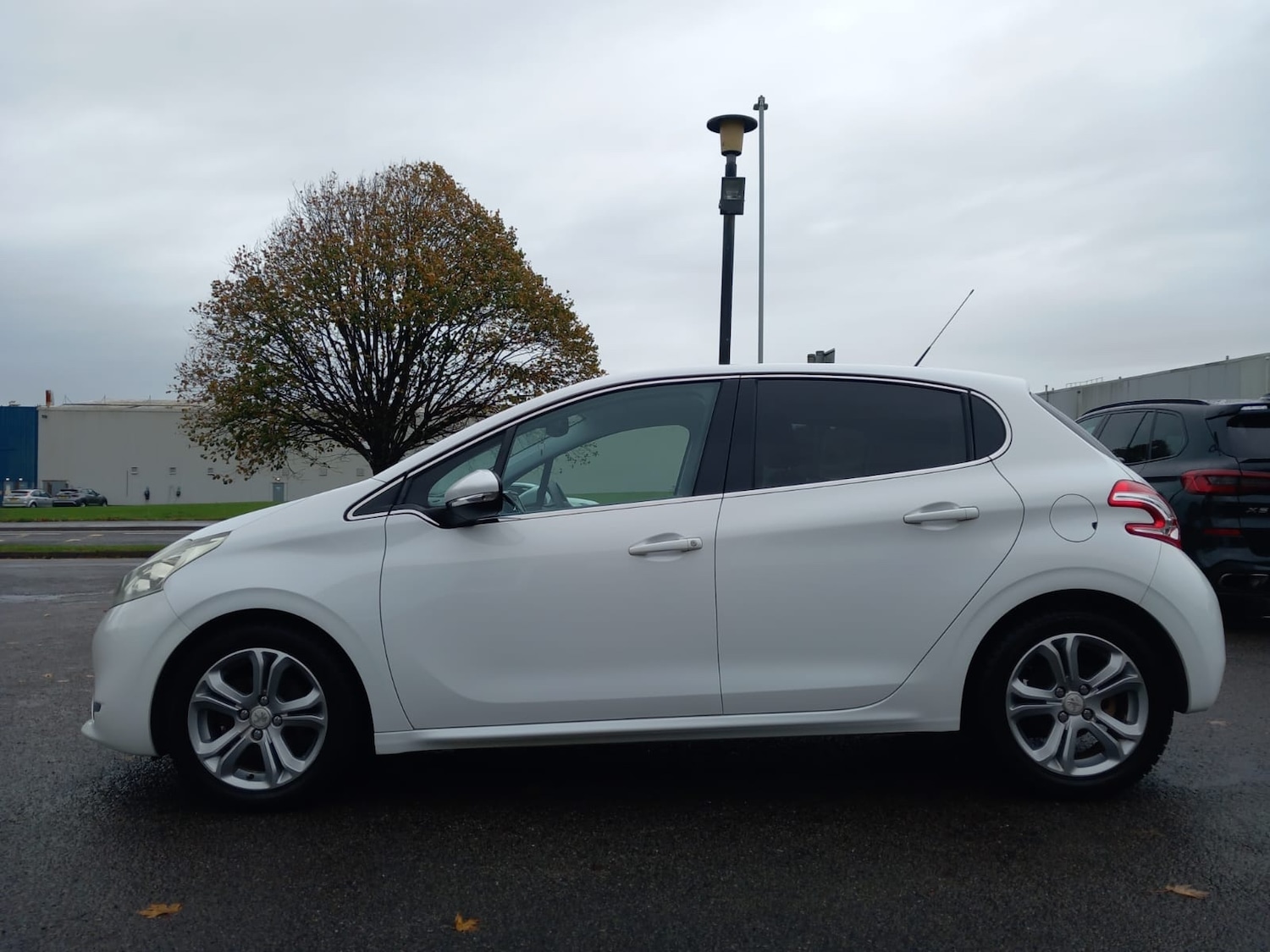 Used Peugeot 208 2012 for sale - 76401956: Photo 19