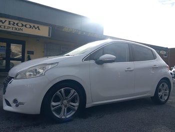 Used Peugeot 208 2012 for sale - 76401956: Photo