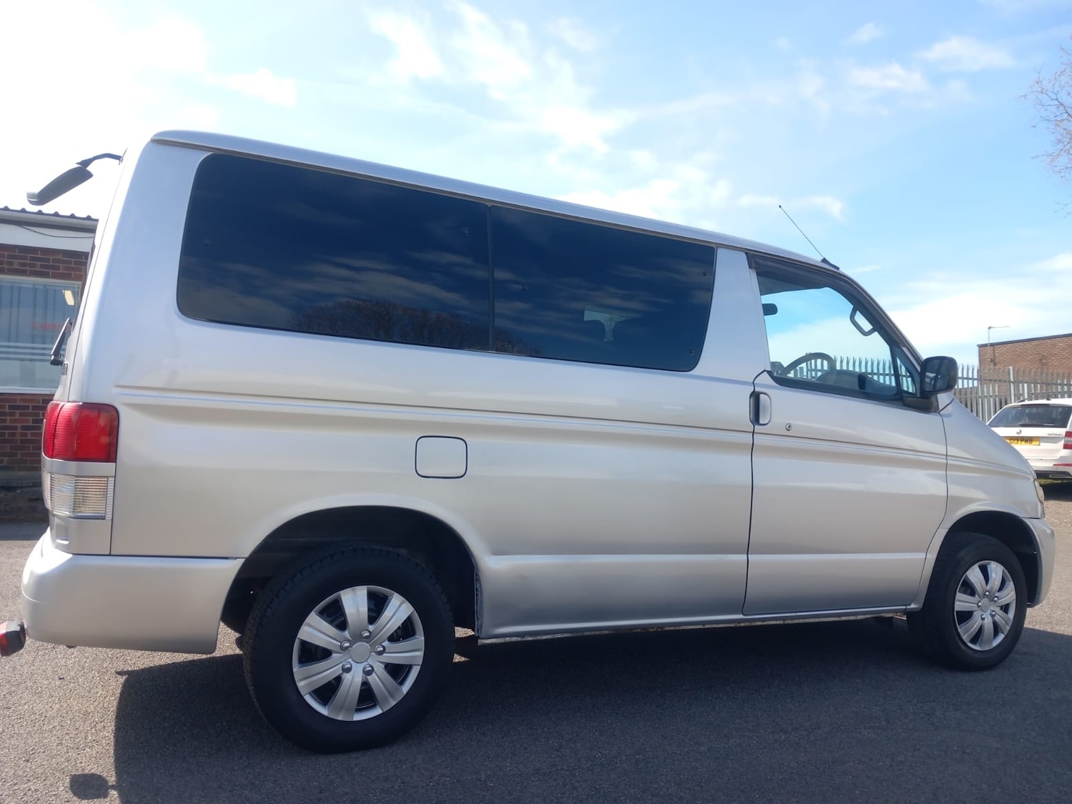 Used Mazda Bongo 2018 for sale - 78152694: Photo 19